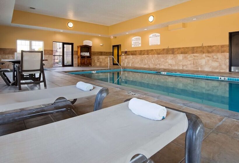 فندق Best Western Plus Grand Island Inn And Suites