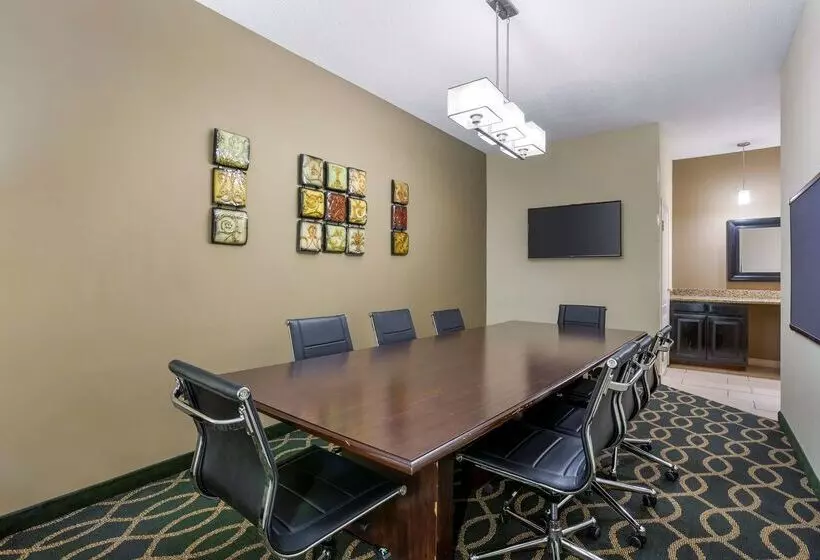 ホテル Best Western Plus Searcy Inn