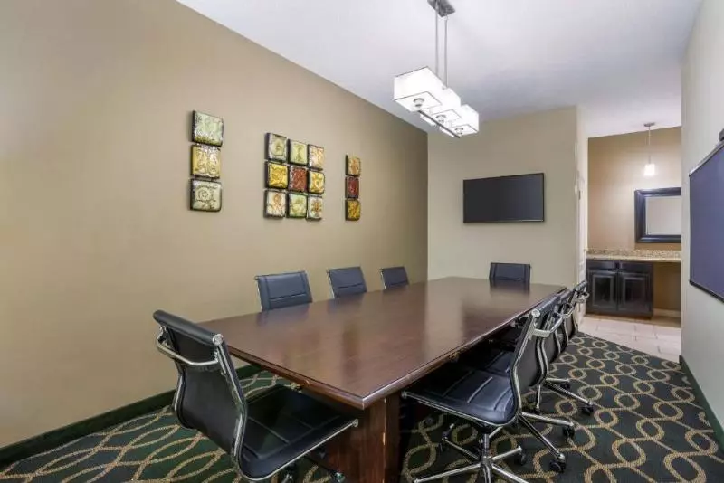 ホテル Best Western Plus Searcy Inn