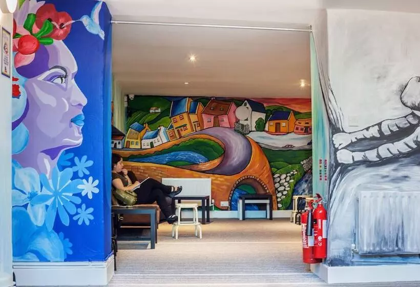 酒店 Four Courts Hostel