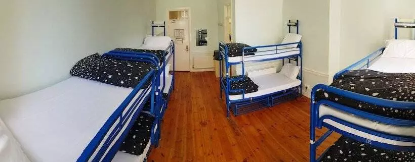 酒店 Four Courts Hostel