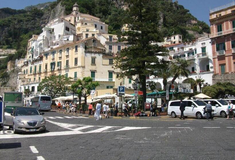 호텔 Holidays Baia D'Amalfi