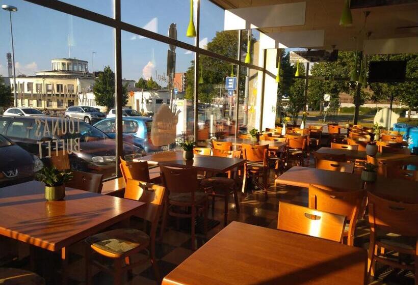 בית מלון כפרי Li Helmi