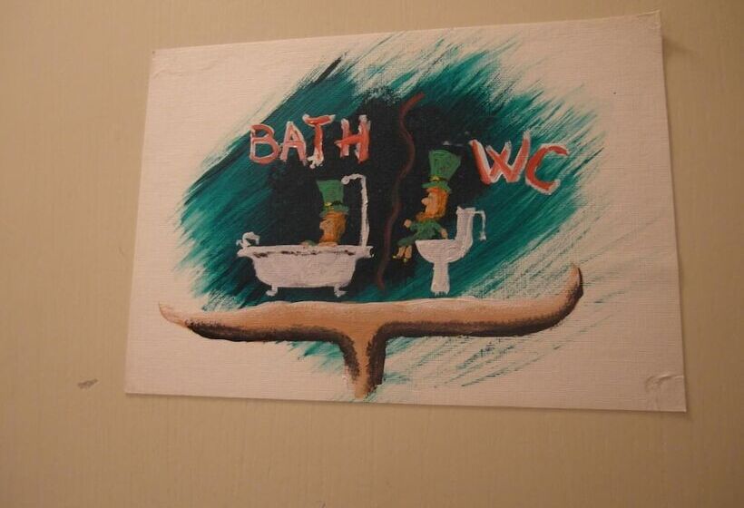 호텔 Macgabhainn S Backpacker Hostel