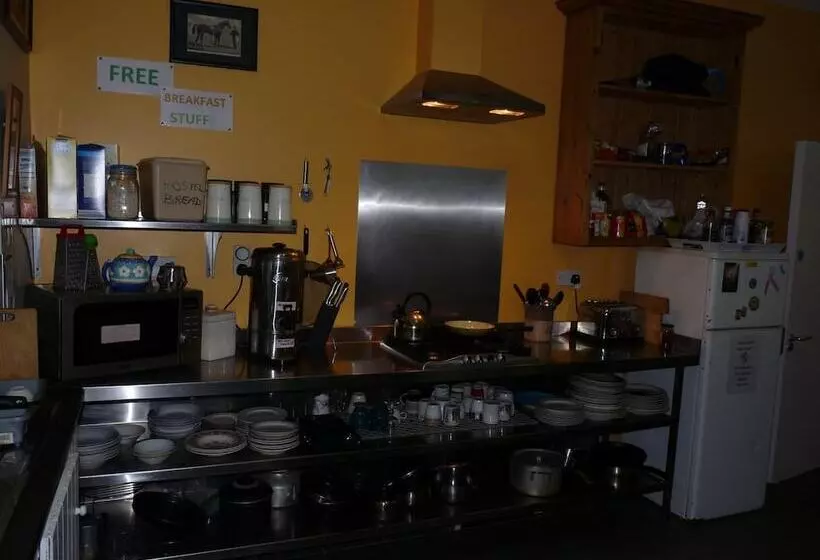 Hotel Macgabhainn S Backpacker Hostel