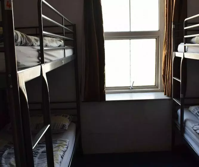 Hotel Macgabhainn S Backpacker Hostel