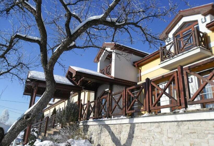 בית מלון כפרי Red Deer