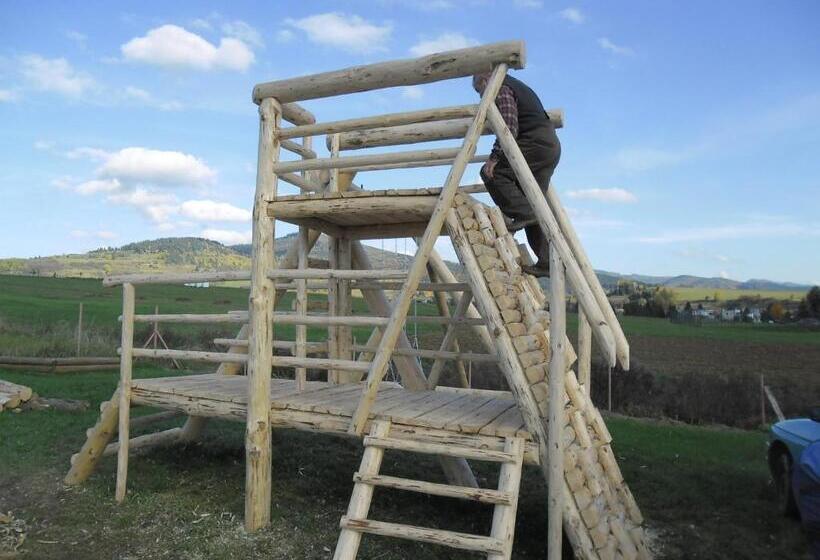 בית מלון כפרי Red Deer