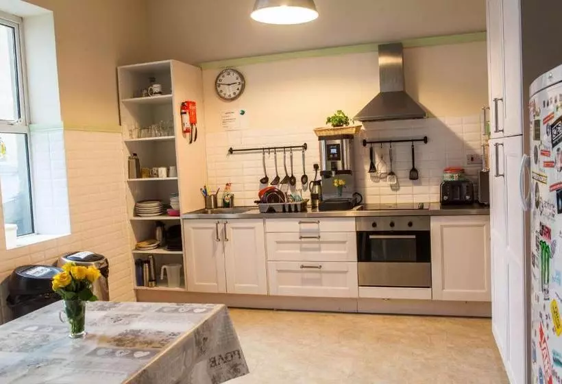 בית מלון כפרי Turfnsurf Lodge