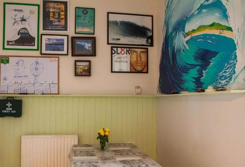 בית מלון כפרי Turfnsurf Lodge