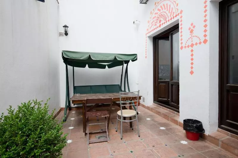 Oasis Backpackers  Hostel Granada