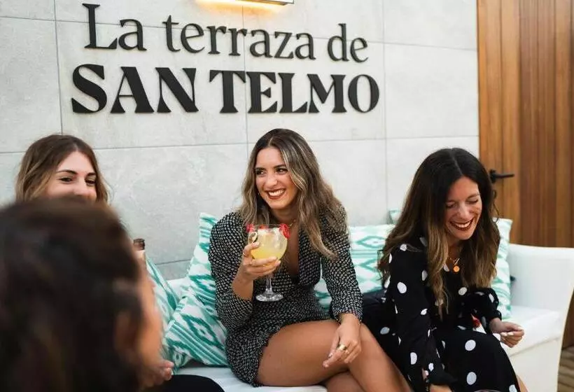 هاستل Apartamentos Málaga Premium   Calle San Telmo