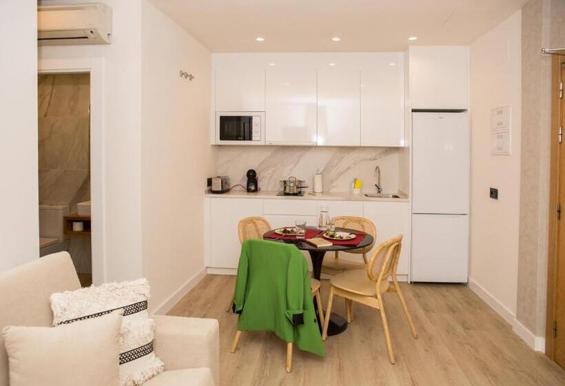 هاستل Apartamentos Málaga Premium   Calle San Telmo