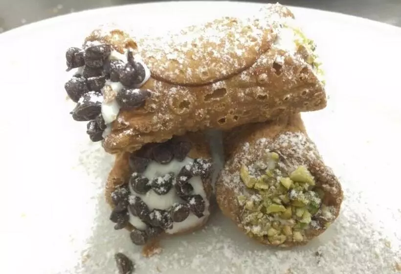 Student's Hostel Della Ghiara