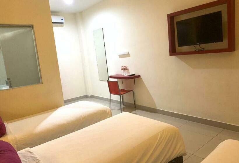 Hotell Liberta Hub Singosari Malang