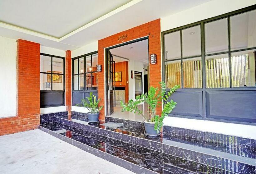 בית מלון כפרי Urbanview Pecatu Residence Bali By Reddoorz