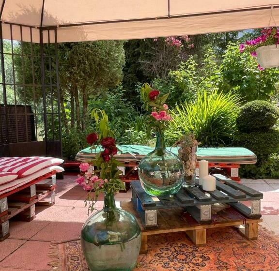 ペンション Hostel Arenos