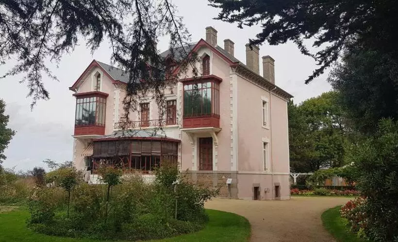 ペンション Maison De Berry Bed & Breakfast