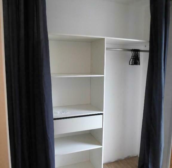 پانسیون Studiocaroline44, 2 Studios Entre La Ville Et La Mer, Parking, Cuisine, Moins De 15min De L Aéroport