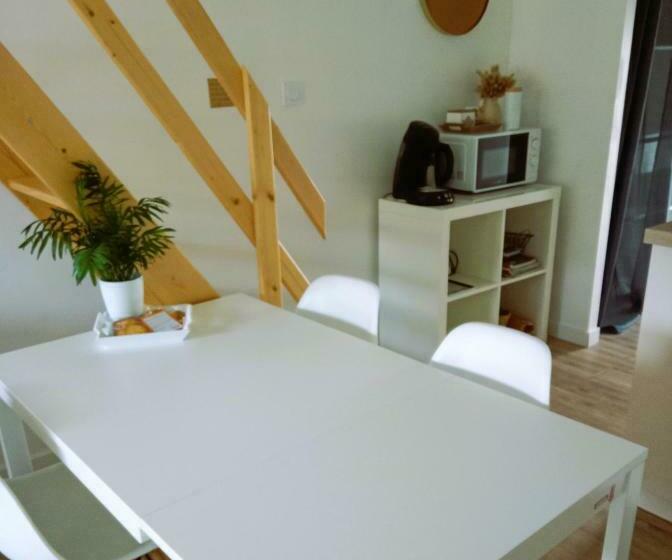 پانسیون Studiocaroline44, 2 Studios Entre La Ville Et La Mer, Parking, Cuisine, Moins De 15min De L Aéroport