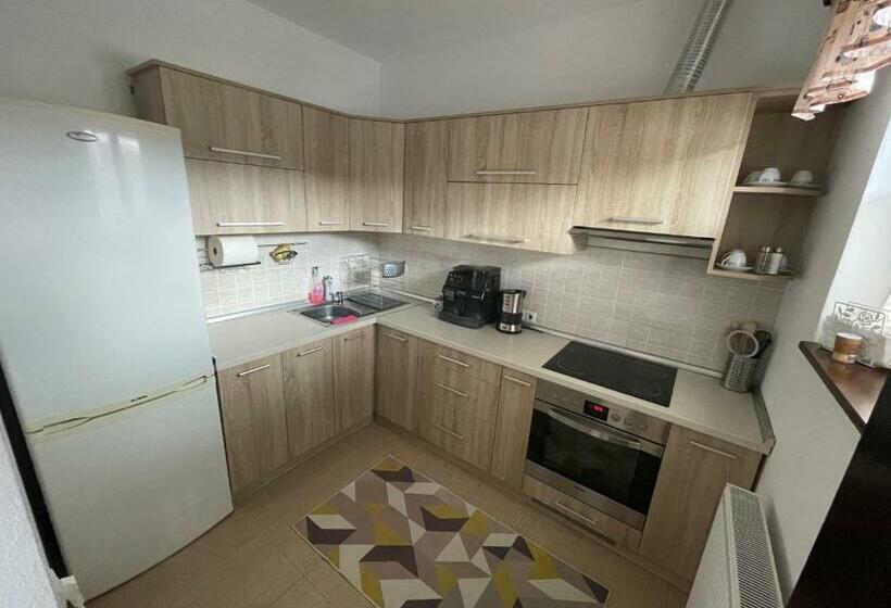 膳宿费 Tulipán Vendégház