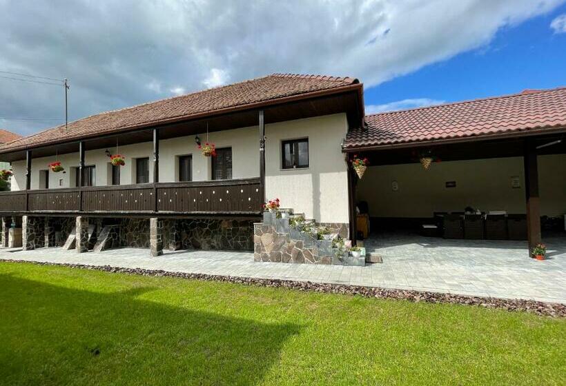 膳宿费 Tulipán Vendégház