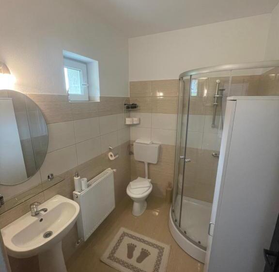 膳宿费 Tulipán Vendégház