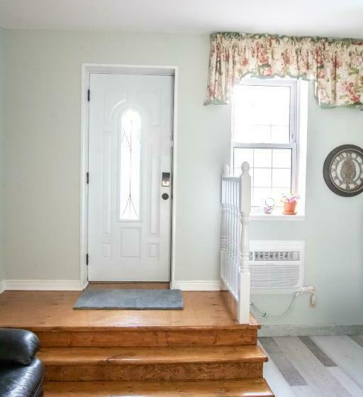 The Jypsy Inn / Fifth Avenue