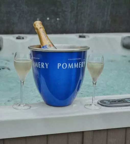 Aamiaismajoitus (B&B) La Maison Des Papillons