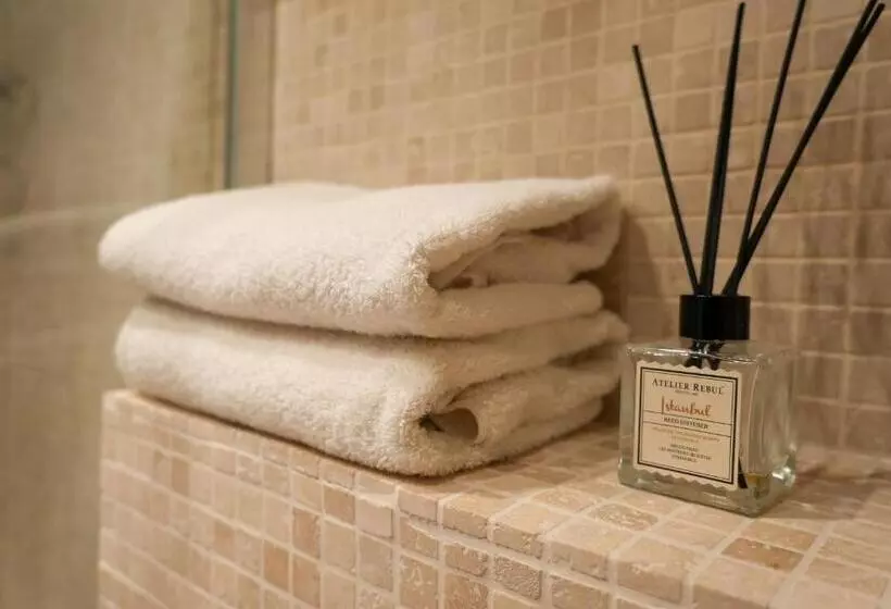 Aamiaismajoitus (B&B) La Maison Des Papillons