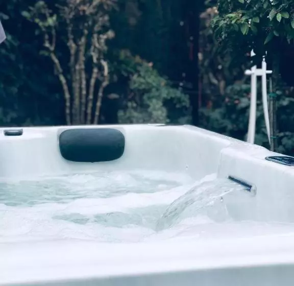 Aamiaismajoitus (B&B) La Maison Des Papillons