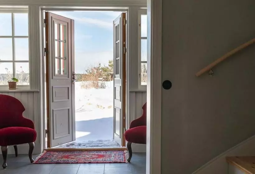 ホテル Bergs Gård & Hållsvikens Gård