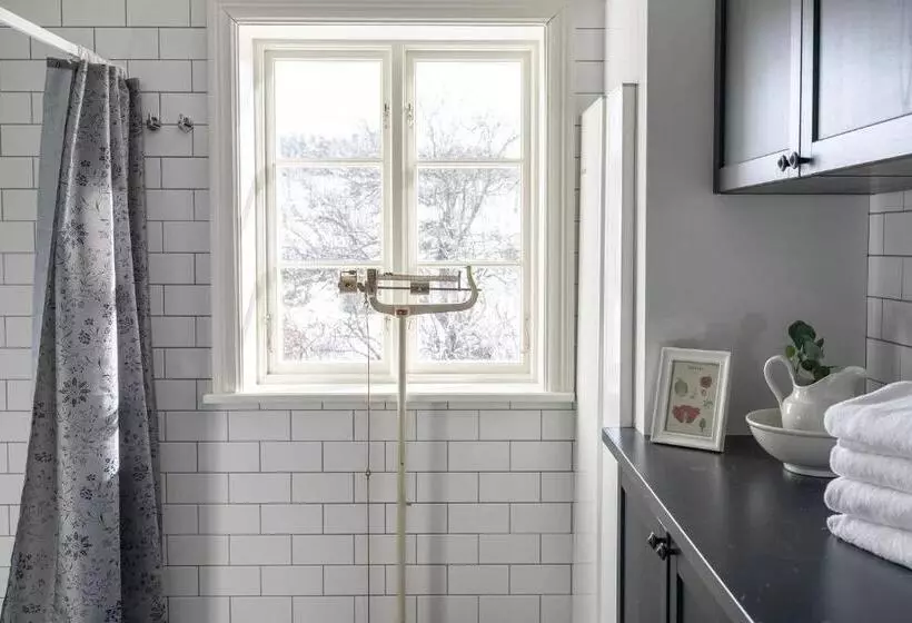 ホテル Bergs Gård & Hållsvikens Gård