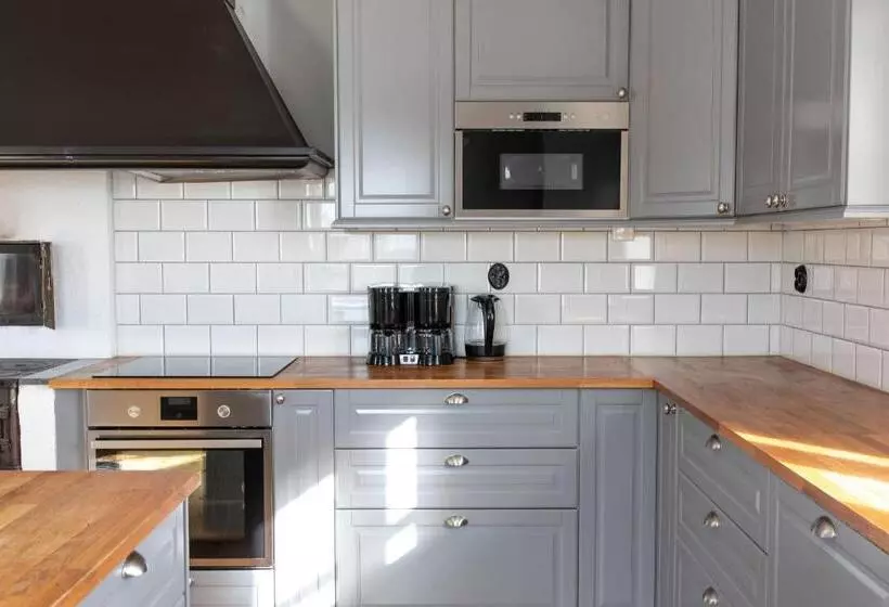 ホテル Bergs Gård & Hållsvikens Gård