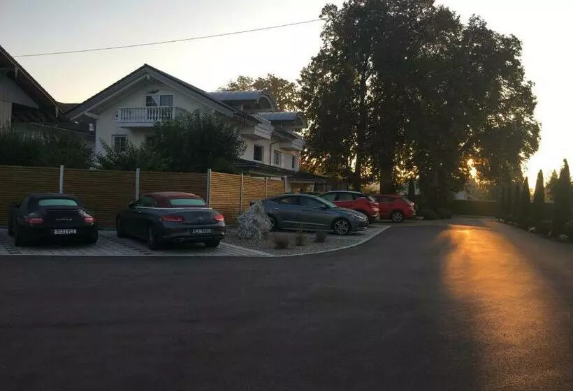 Hotelli Heufelder Hof