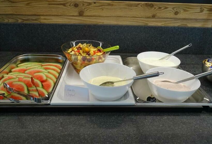 Отель Heufelder Hof