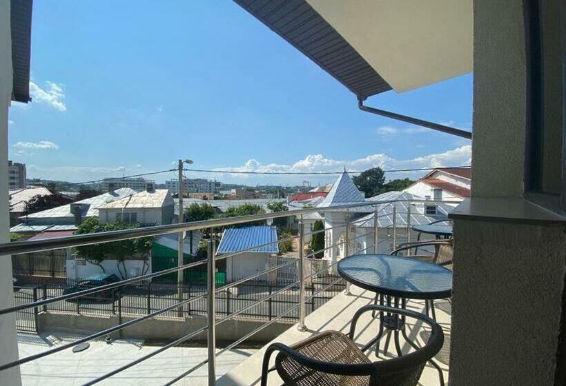 فندق Prestige House