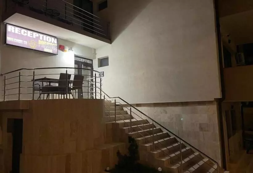 هتل Prestige House