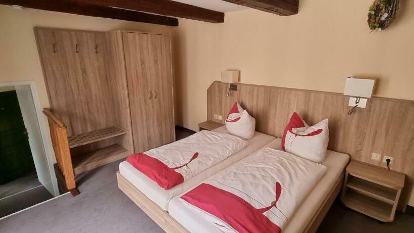 فندق Zum Schloss