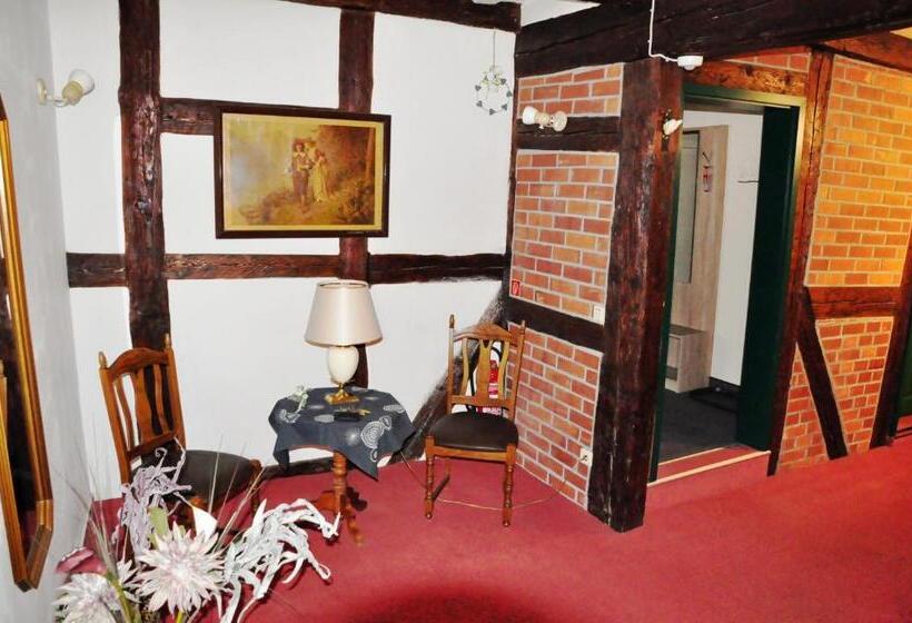 فندق Zum Schloss