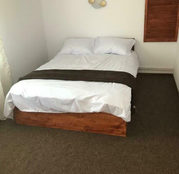 پانسیون La Butuci