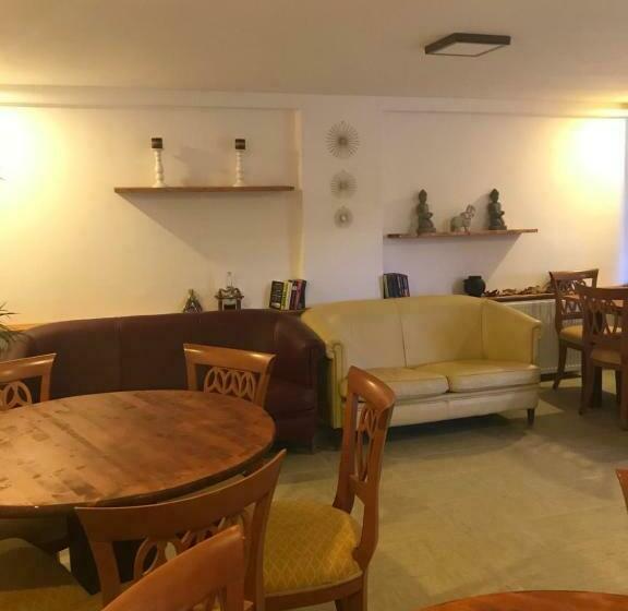 پانسیون La Butuci