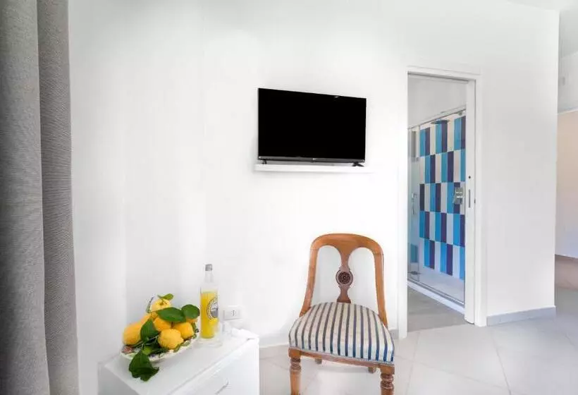 ベッドアンドブレックファースト Estate4home   Sofia Flora