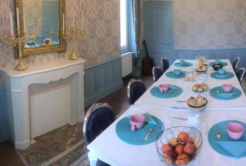 ベッドアンドブレックファースト Le Manoir De La Source