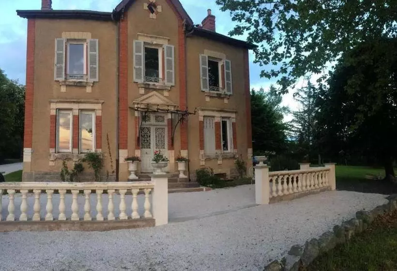 Aamiaismajoitus (B&B) Le Manoir De La Source