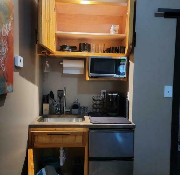 Bed and Breakfast The Colburn Schoolhouse Geography Suite