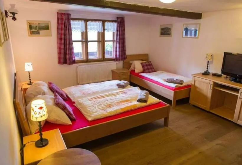 Majatalo Penzion U Zlomené Lyže