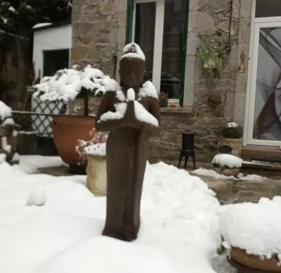 Aamiaismajoitus (B&B) Chambre Bounty Cuisine Privée, Lit Queen Size, Terrasse, Garage