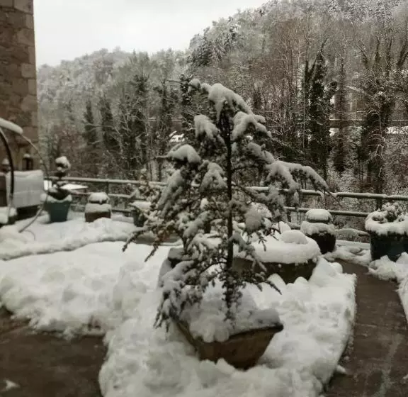 Aamiaismajoitus (B&B) Chambre Bounty Cuisine Privée, Lit Queen Size, Terrasse, Garage