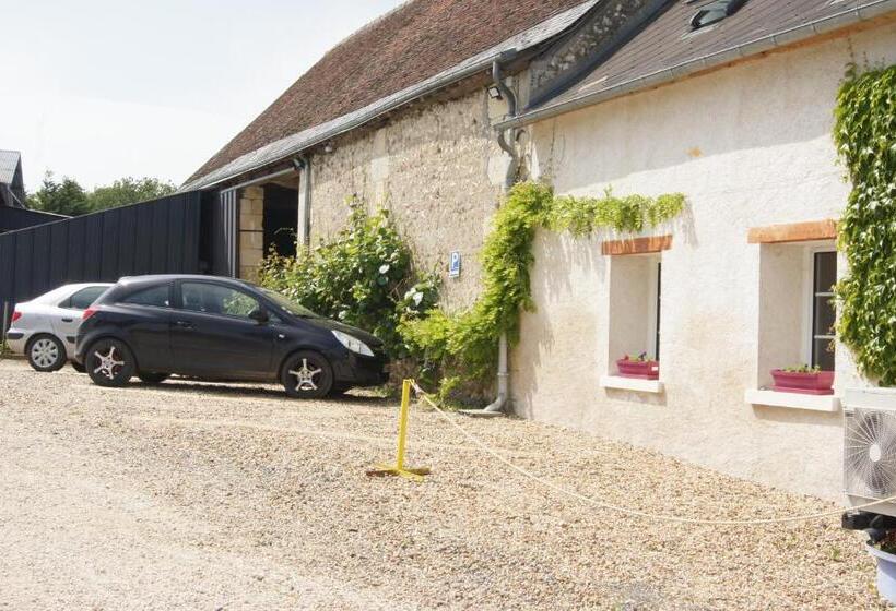 مبيت وإفطار Chambres D Hôtes De La Mauguinière